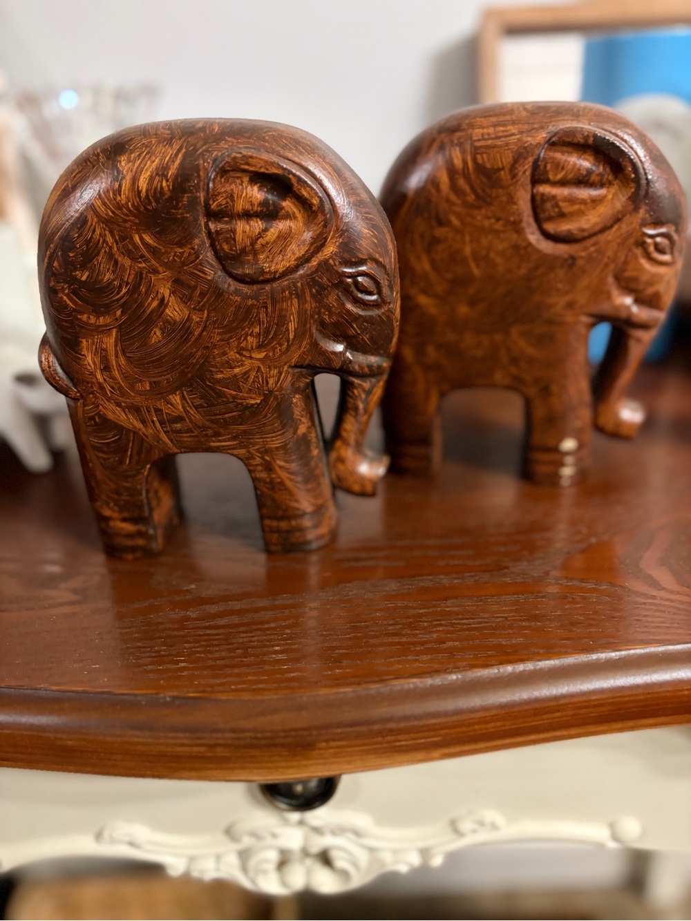 Wooden Elephant Pair - Warm Brown